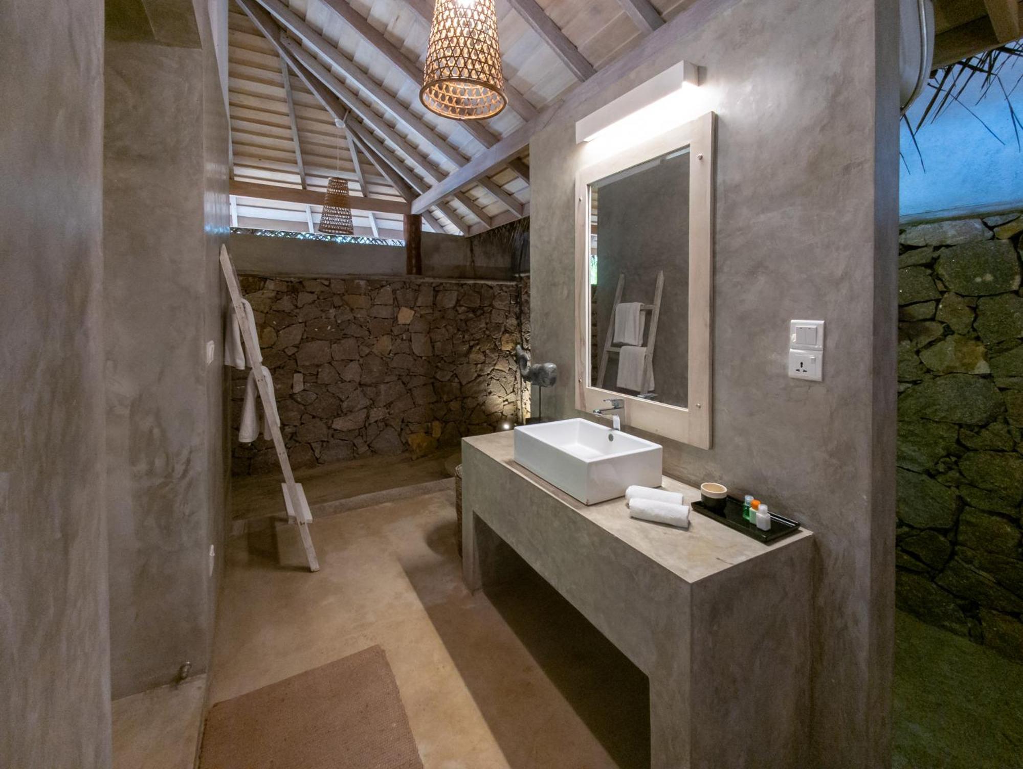 Hiru Villas And Kitesurfing Kalpitiya Exterior photo
